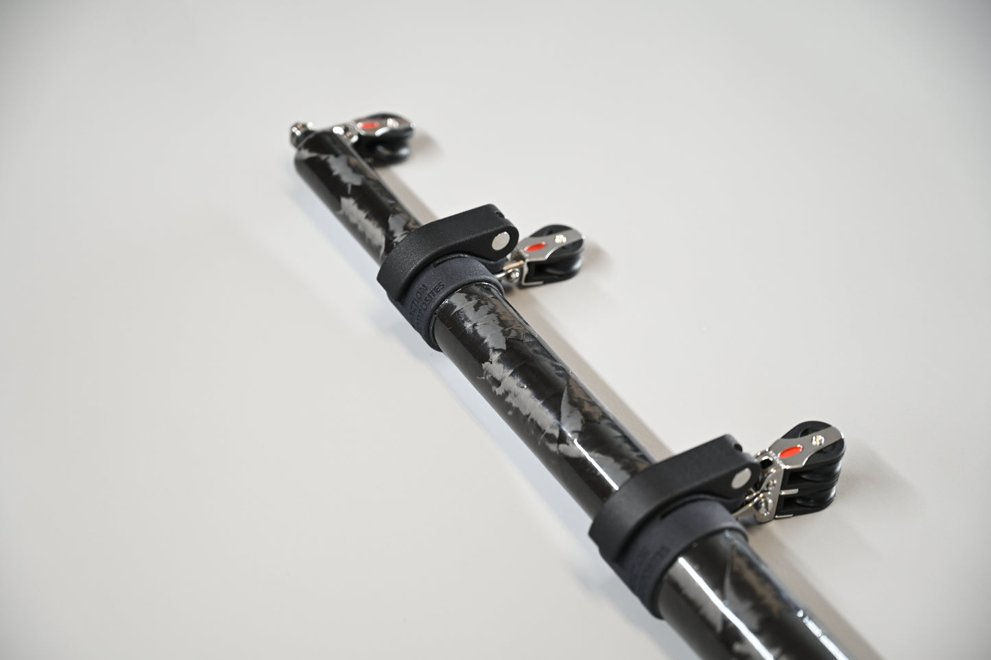 Filament Wound Carbon Fiber Retractable Outriggers